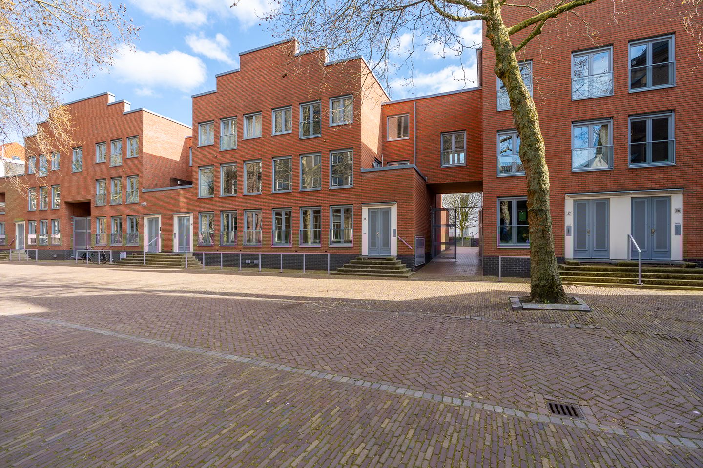 Foto 35 van Mariaplaats 34-J