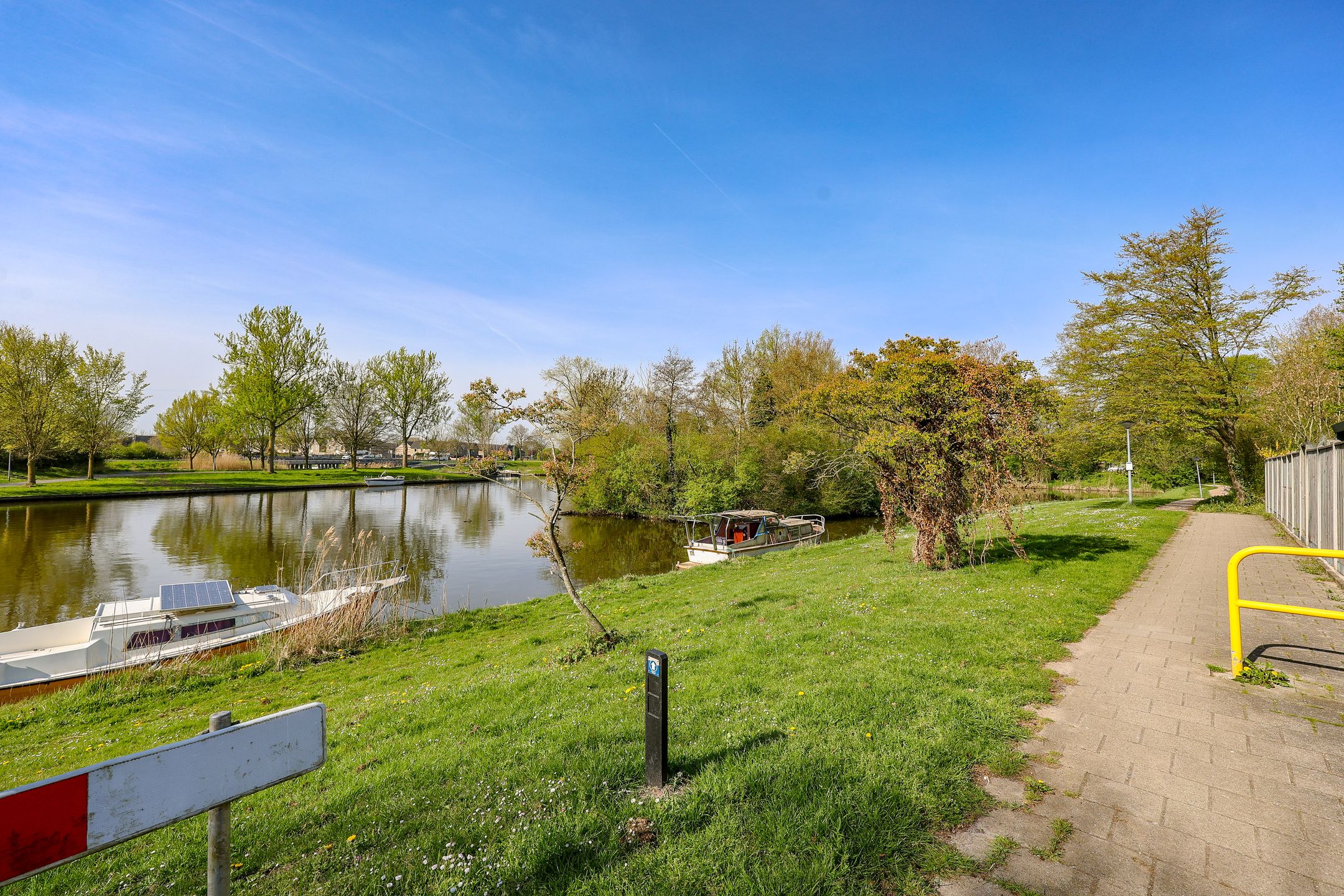 Photo 39 of Horst 14 18