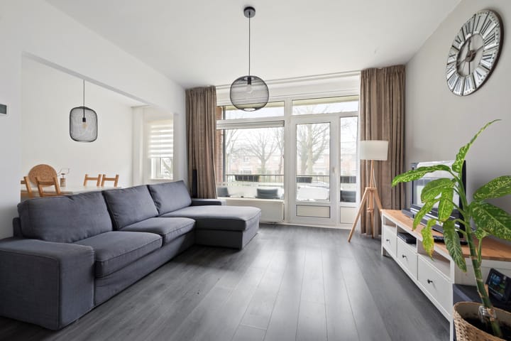 Photo 5 of H.A. Lorentzstraat 30