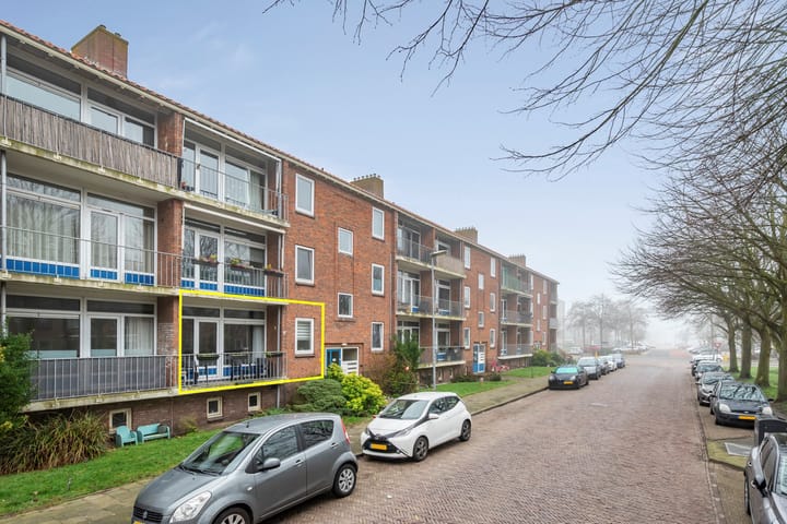 Photo 3 of H.A. Lorentzstraat 30