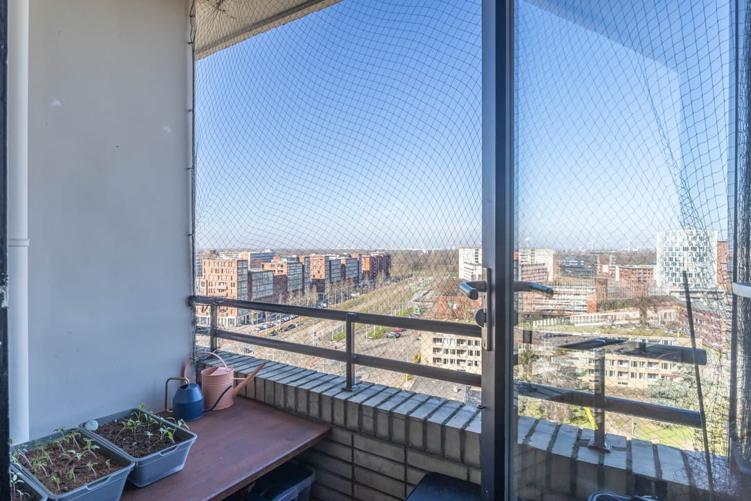 Renovated Corner Apartment with Panoramic Sloterplas Views on Top Floor — 17