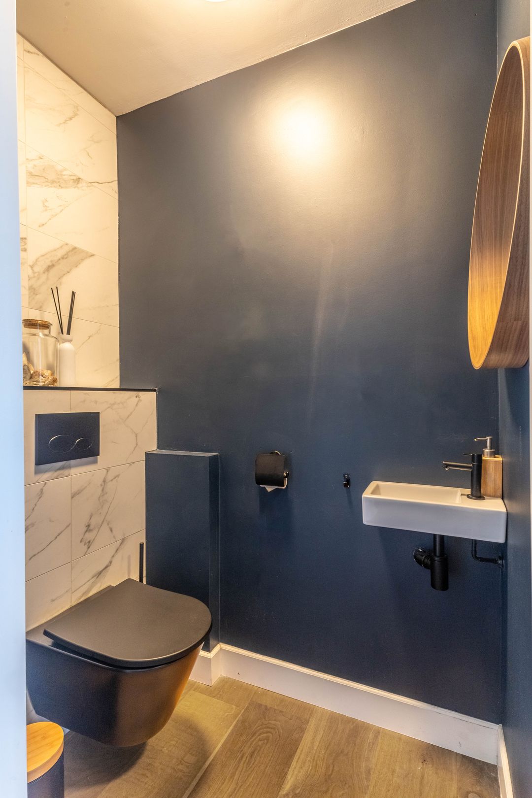 Renovated Corner Apartment with Panoramic Sloterplas Views on Top Floor — 28