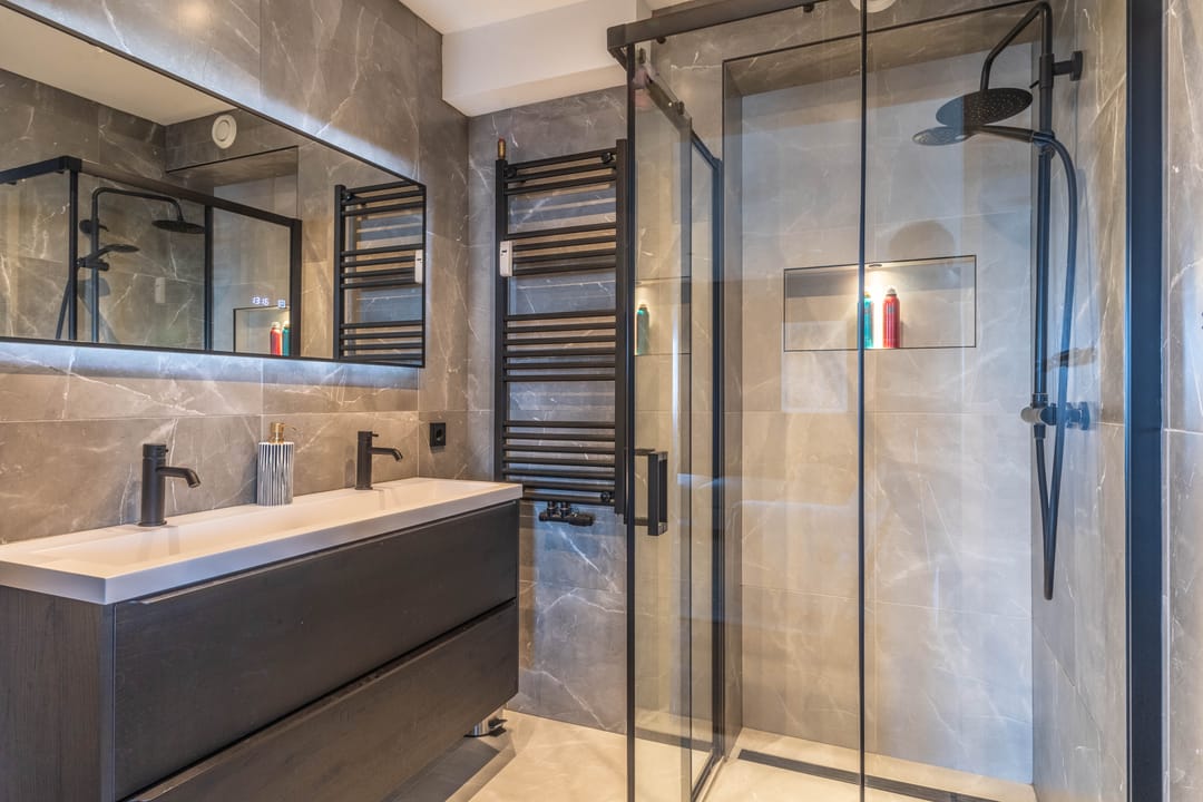 Renovated Corner Apartment with Panoramic Sloterplas Views on Top Floor — 22