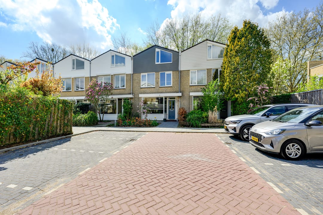 Photo 7 of Willem-Alexanderplantsoen 31