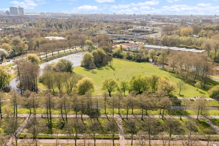 Foto 3 van Van der Meydestraat 36-A03