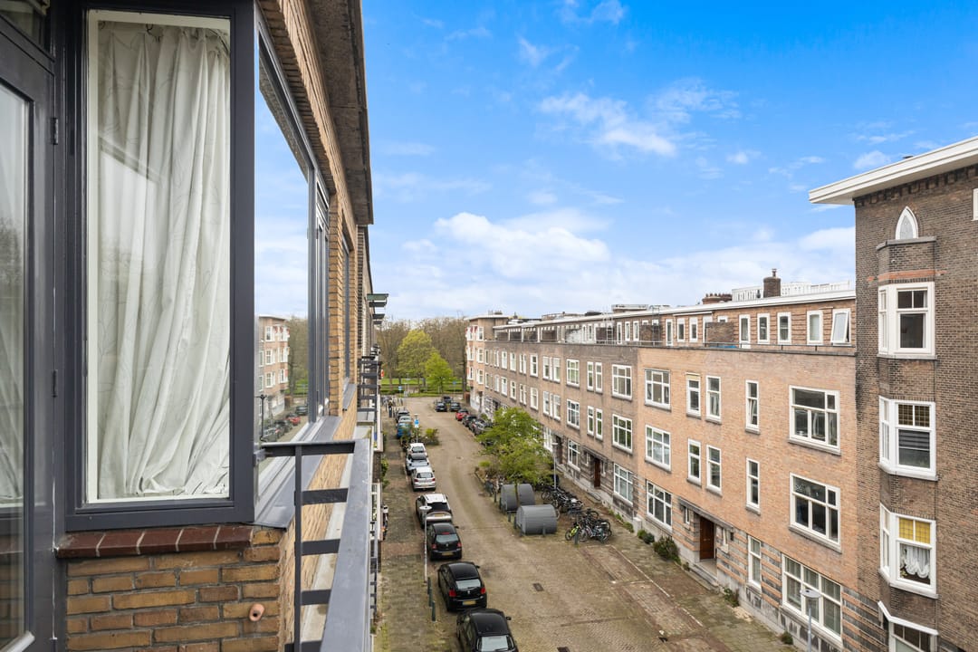Foto 46 van Van der Meydestraat 36-A03
