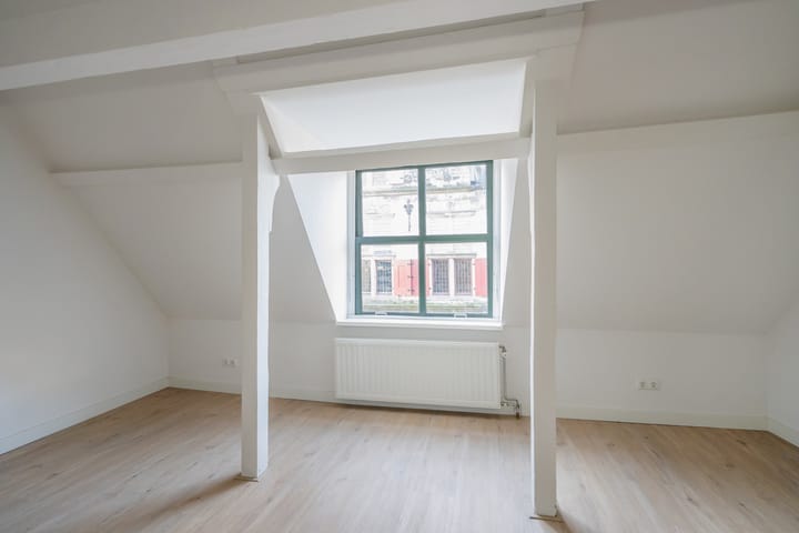 Appartement te koop: Markt 8B, Delft