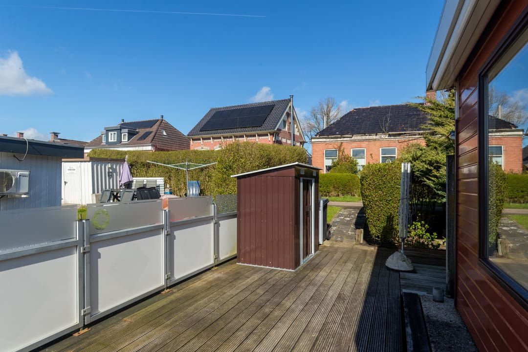 Comfortable Spruyt Houseboat with Sunny Terrace in Appingedam — 23