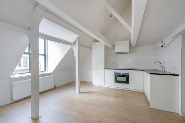 Appartement te koop: Markt 8B, Delft