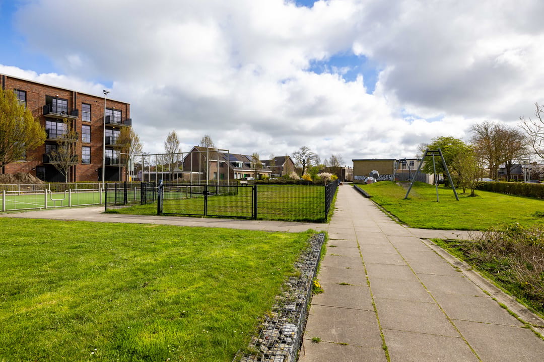 Waterfront Living Near Leeuwarden City Center — 43