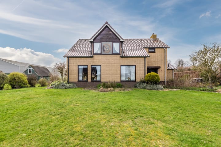 Photo 3 of Kastanjelaan 1-B