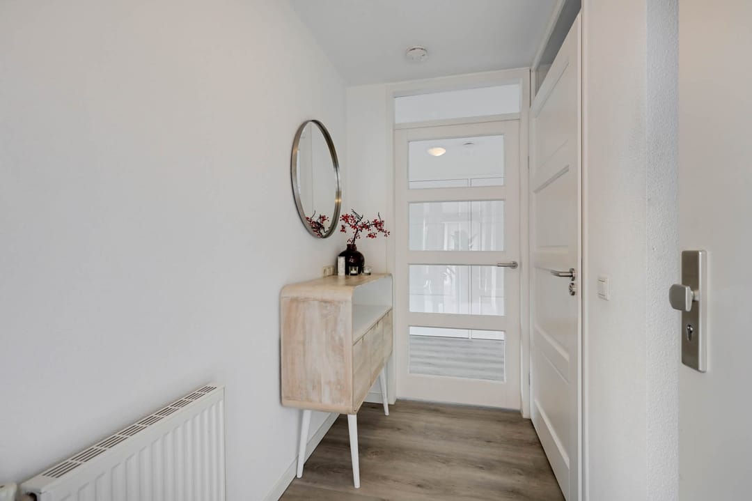 Spacious family home with 5 bedrooms in green Doetinchem neighbourhood — 16