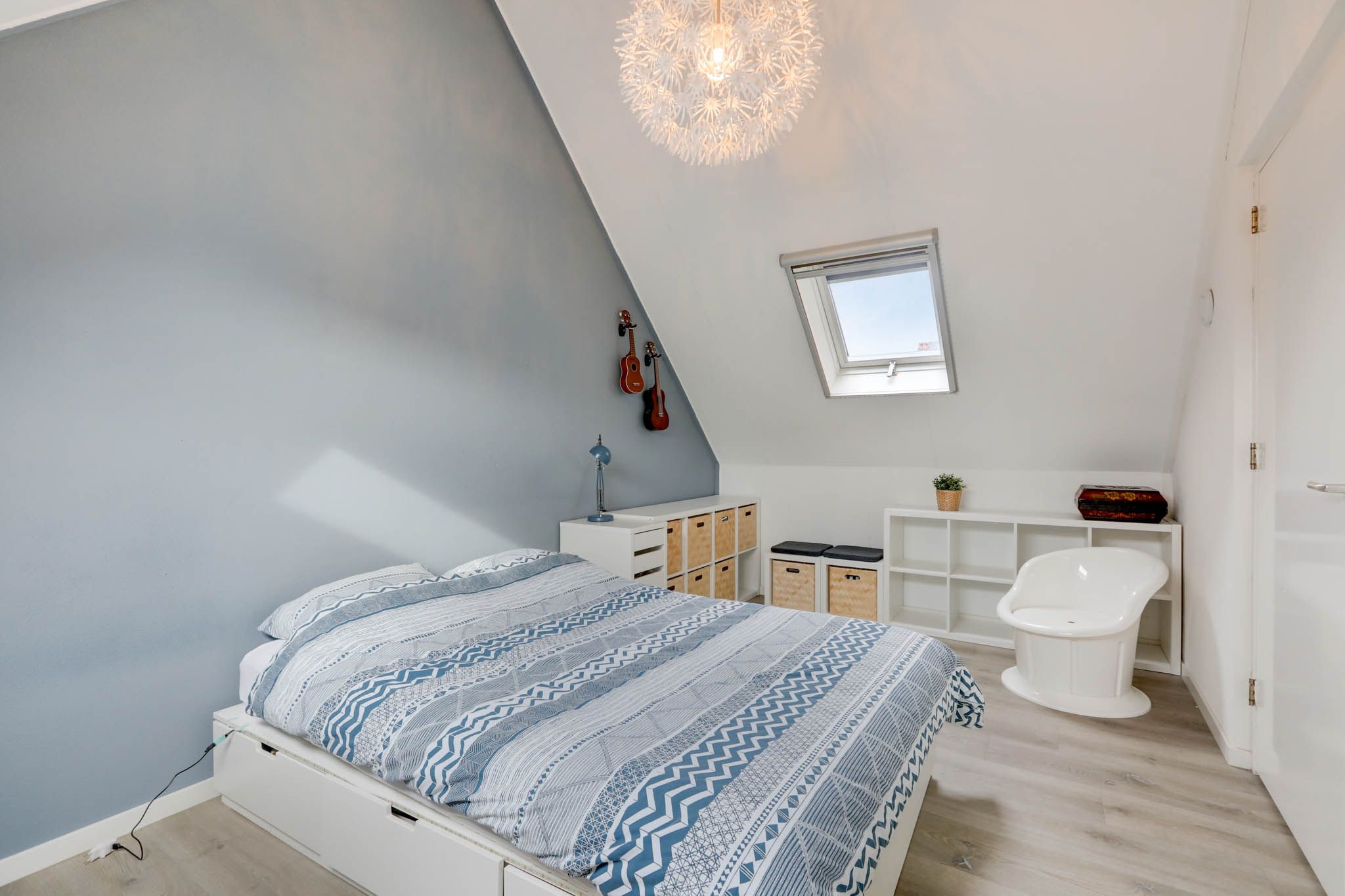 Spacious family home with 5 bedrooms in green Doetinchem neighbourhood — 51