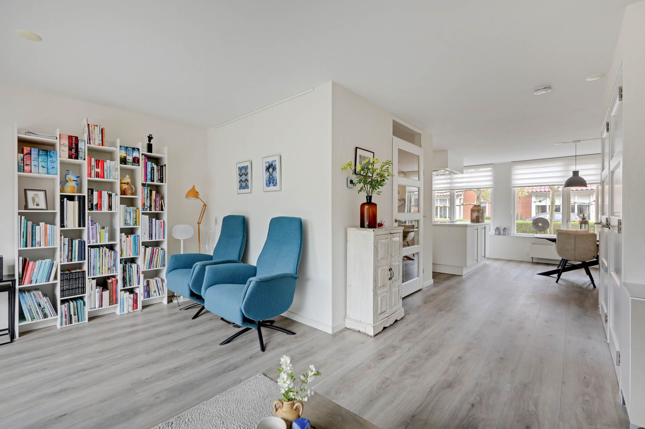 Spacious family home with 5 bedrooms in green Doetinchem neighbourhood — 21