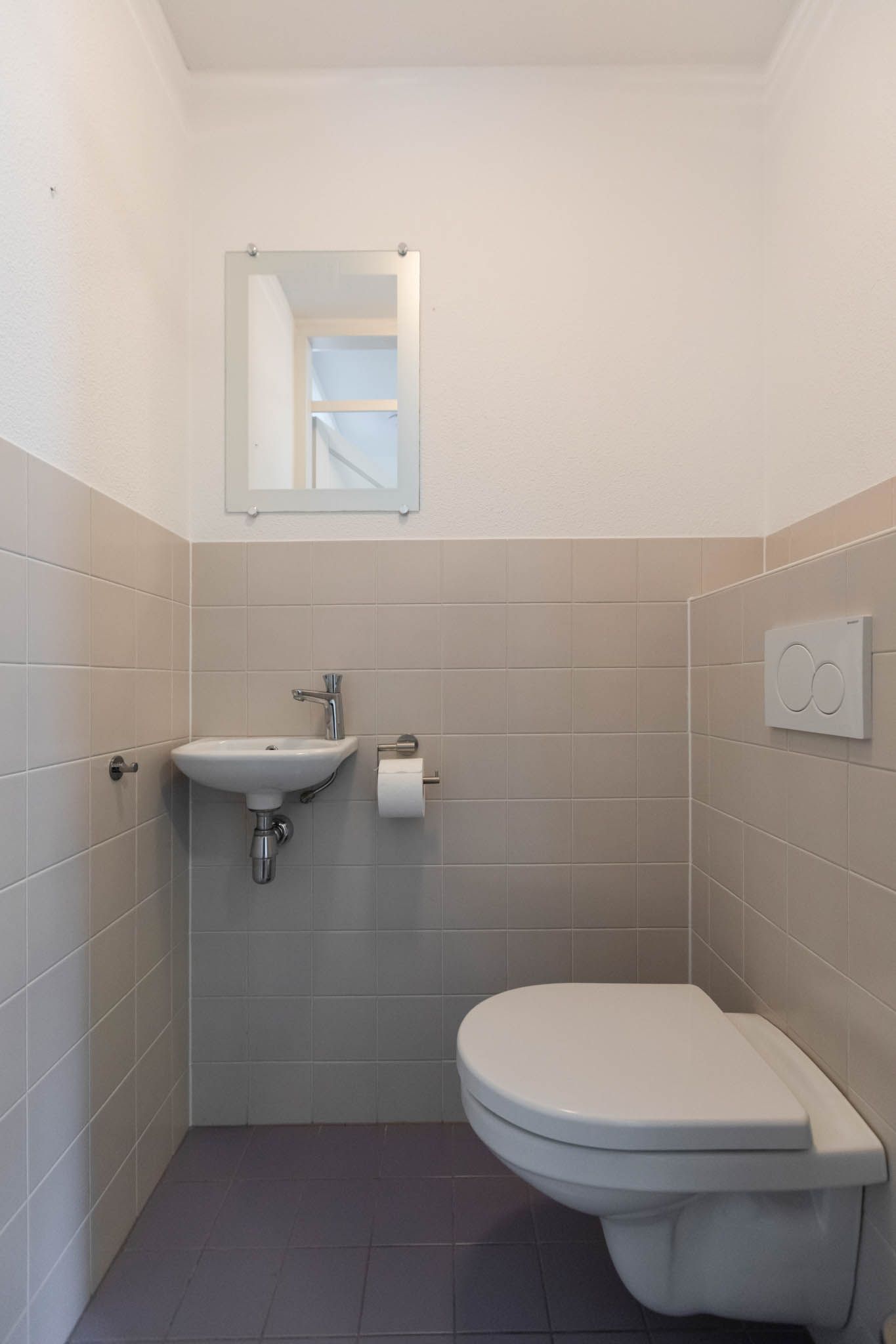 Spacious family home with 5 bedrooms in green Doetinchem neighbourhood — 15