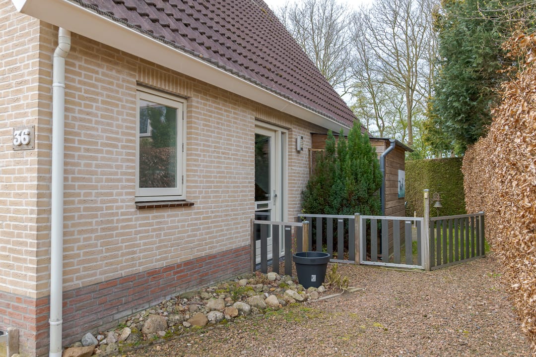 Foto 8 van Warmenbossenweg 3-36