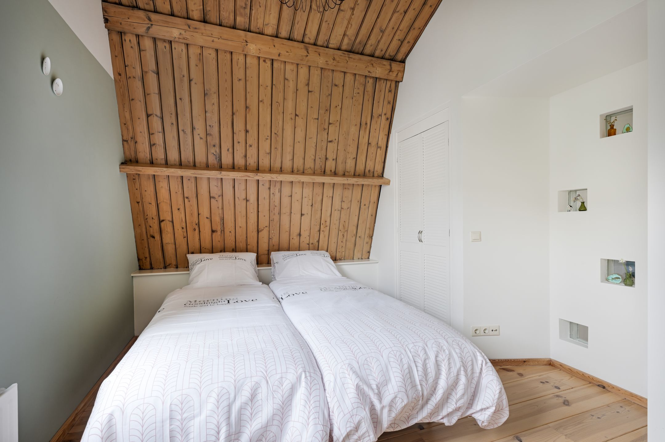 Photo 18 of Klarenbeekstraat 33