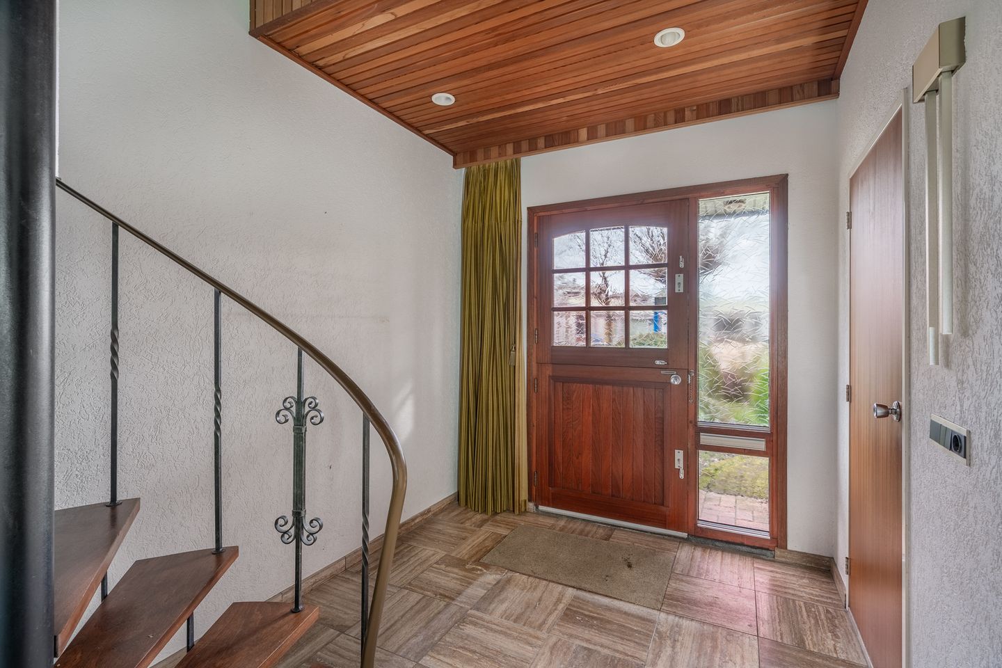 Photo 10 of Brouwerstraat 1