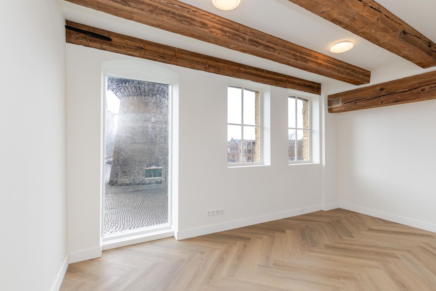 Monumental Townhouse with Water Views in Schiedam — 44