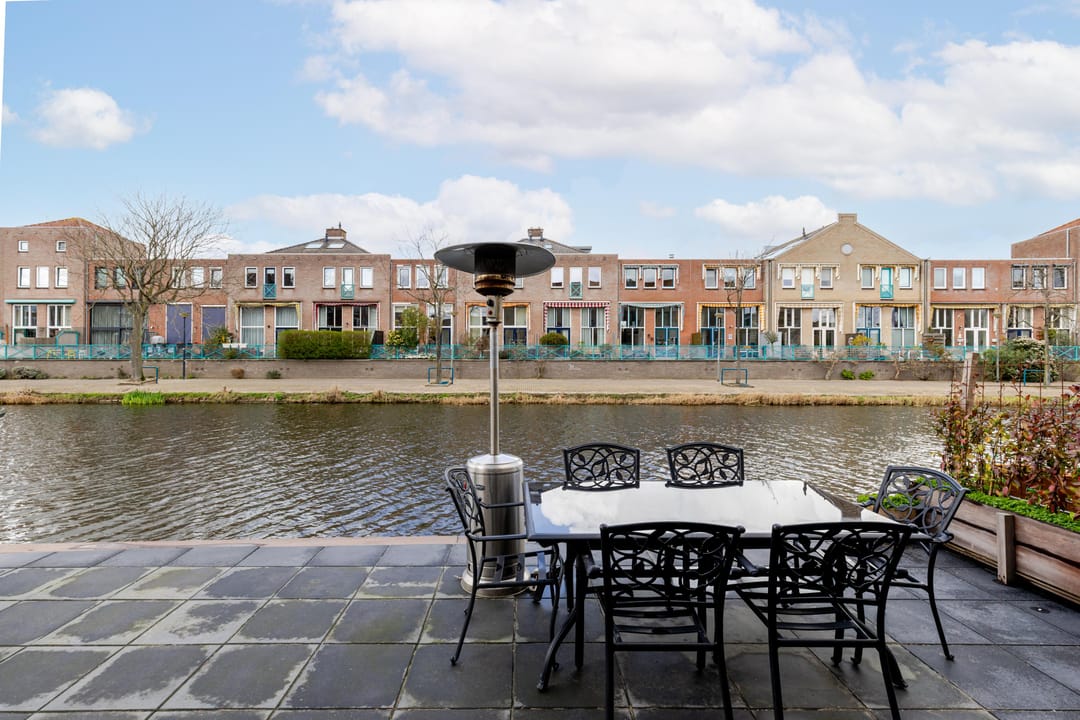 Monumental Townhouse with Water Views in Schiedam — 26