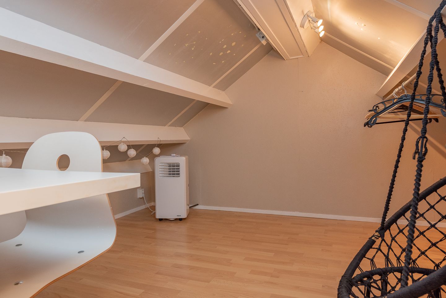 Photo 74 of Oostendorperstraatweg 2-B