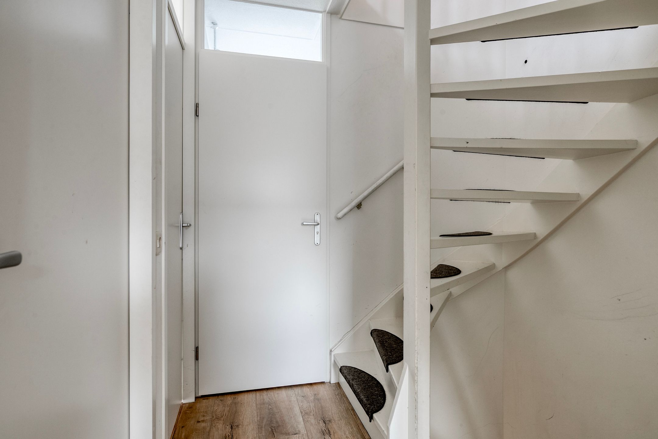 Photo 21 of Ganzerik 22