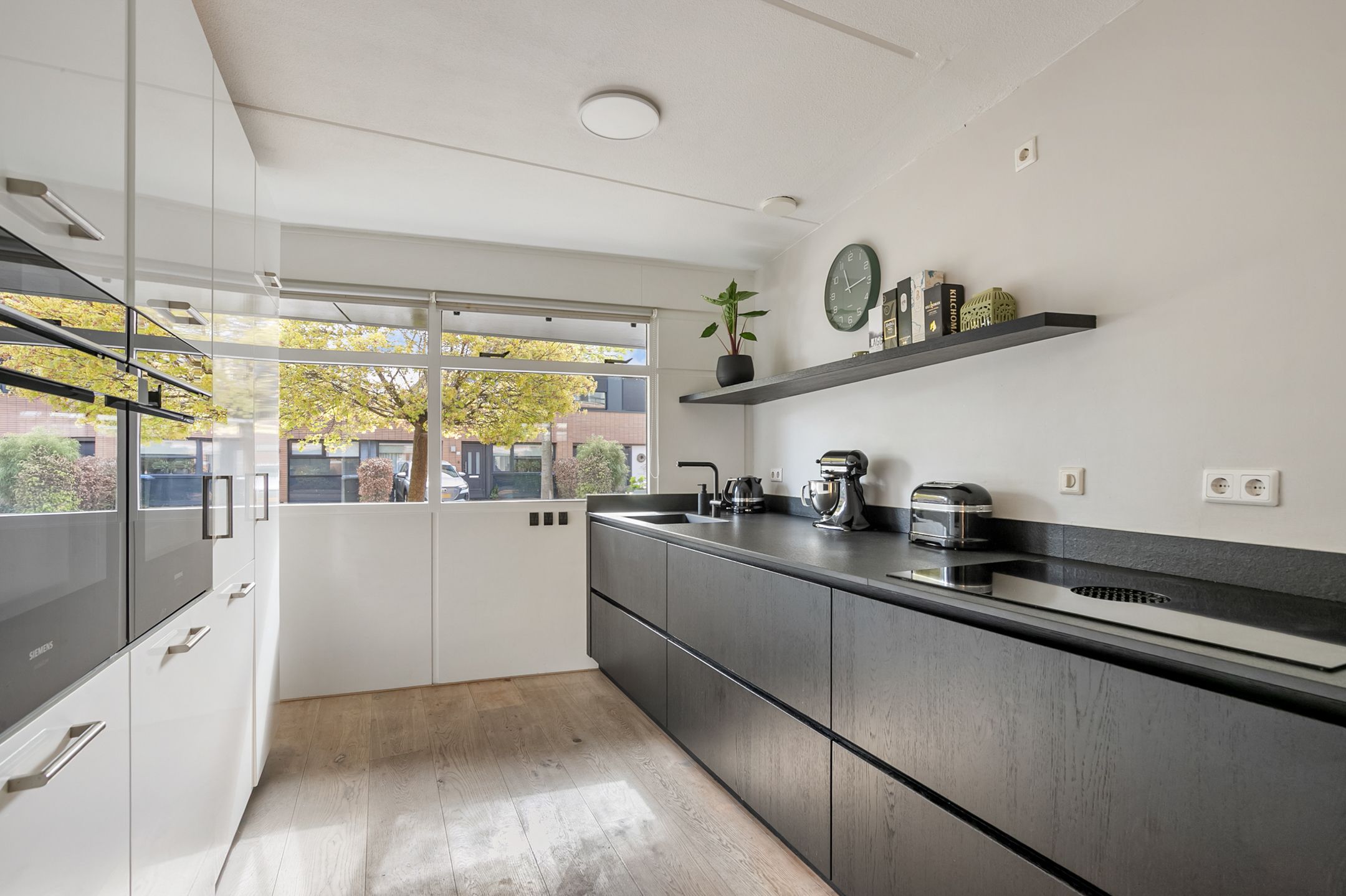 Foto 18 van Albert Schweitzerstraat 27