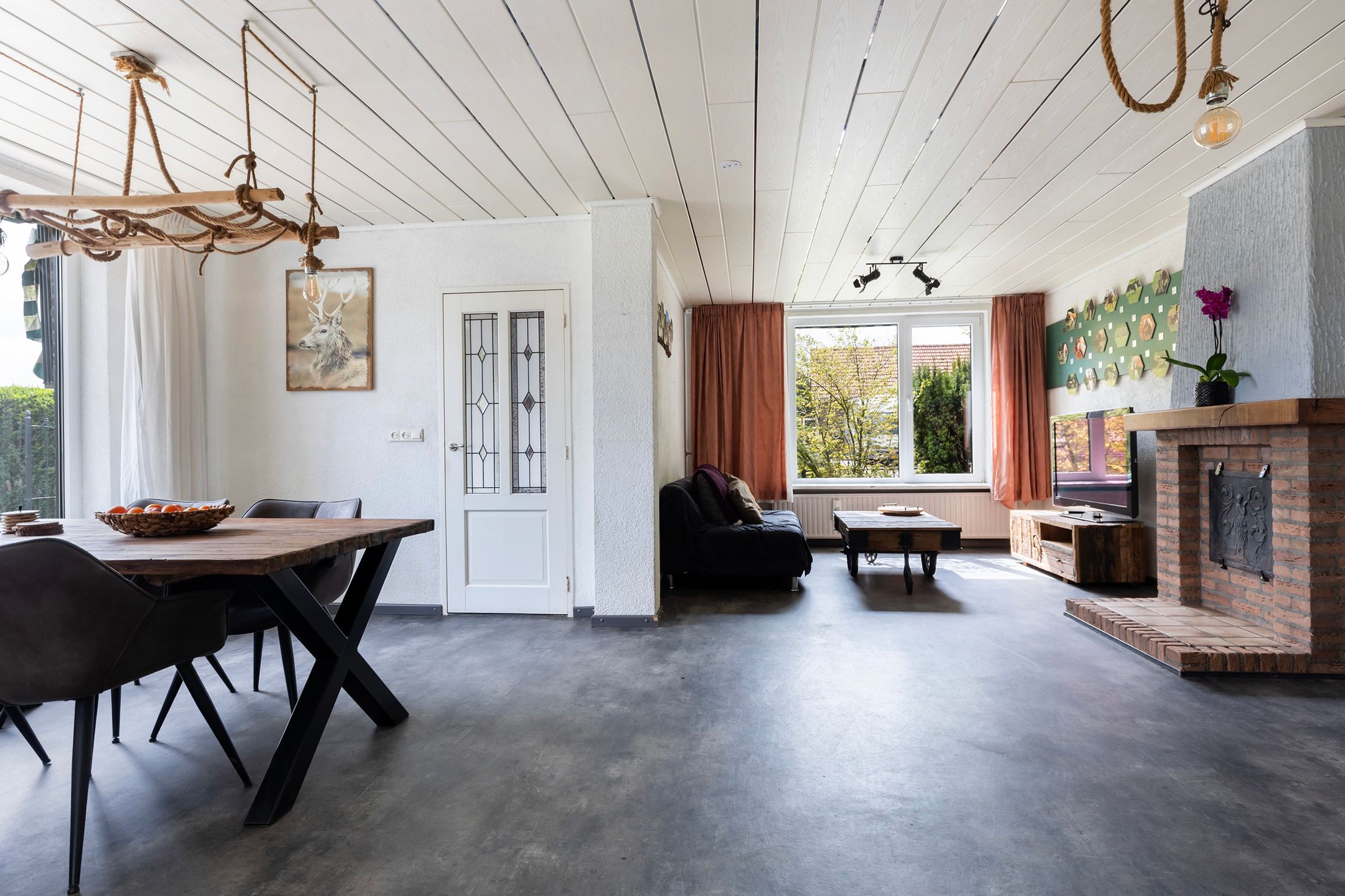 Photo 3 of Looierweg 17