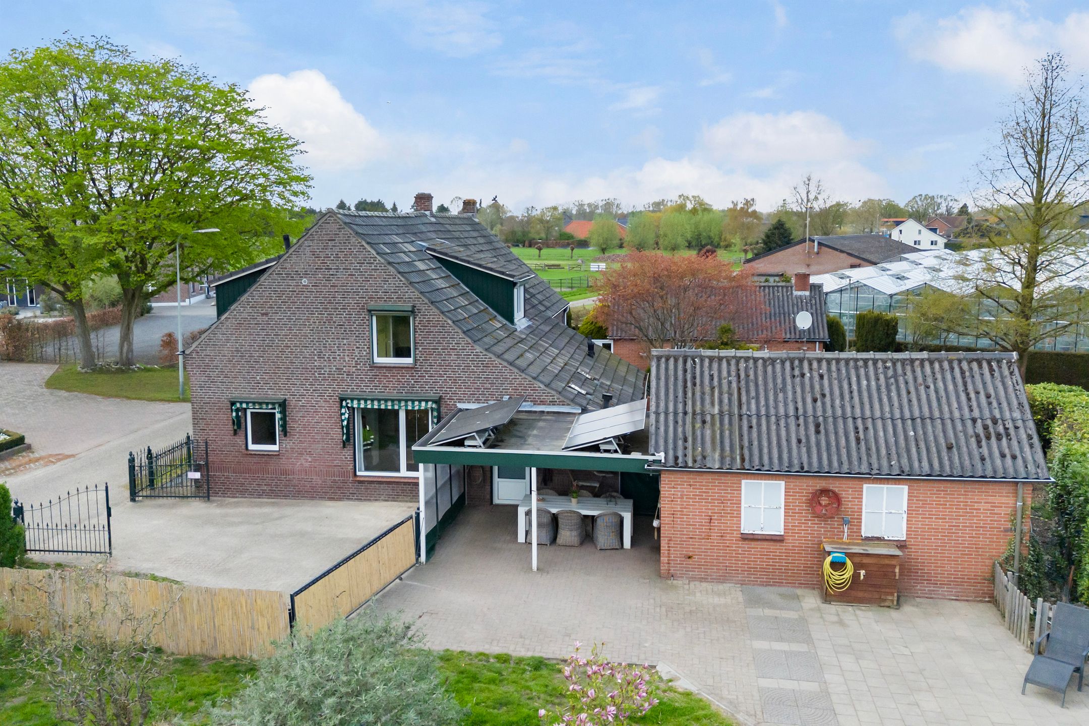 Photo 6 of Looierweg 17