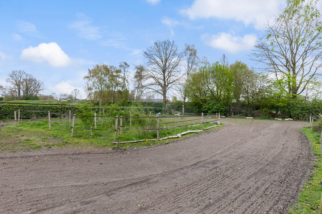 Photo 26 of Looierweg 17