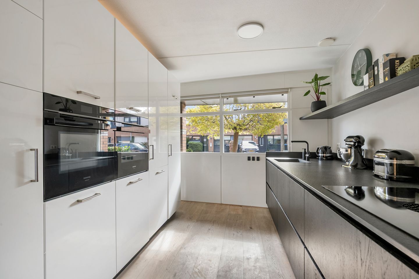 Foto 19 van Albert Schweitzerstraat 27