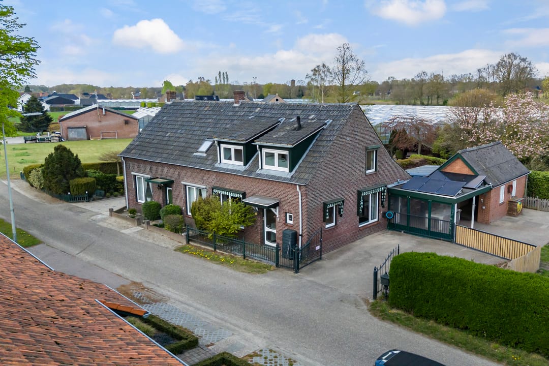 Photo 1 of Looierweg 17