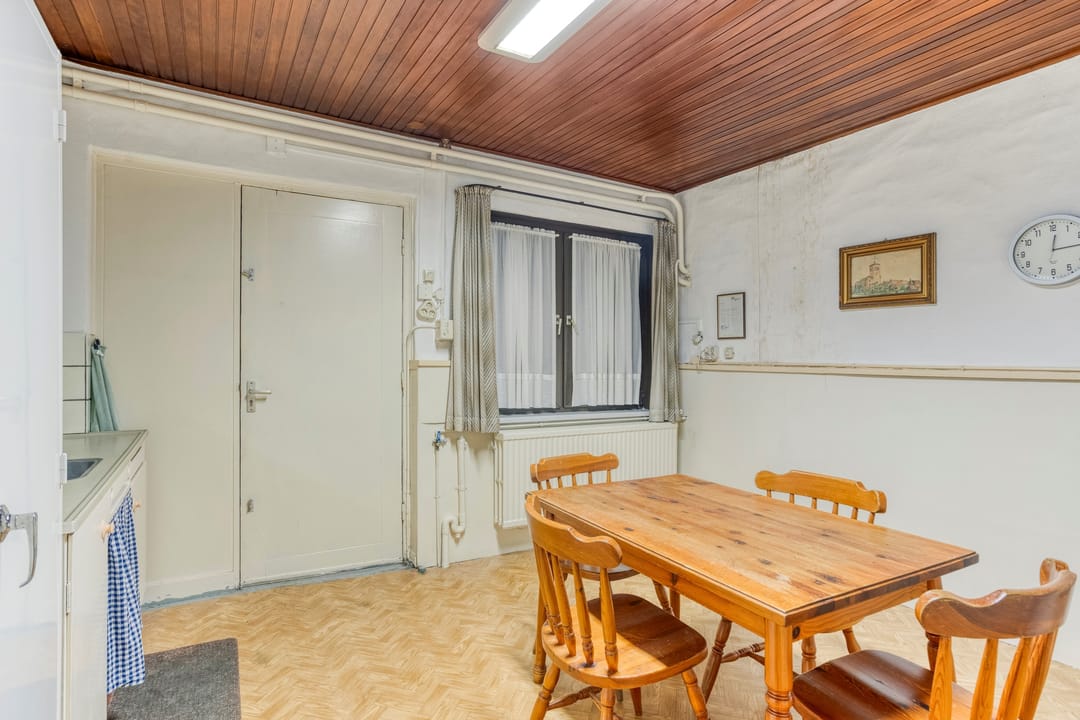Spacious 1920s Detached Home with Large Garden and Former Shop Space in Herkenbosch — 13