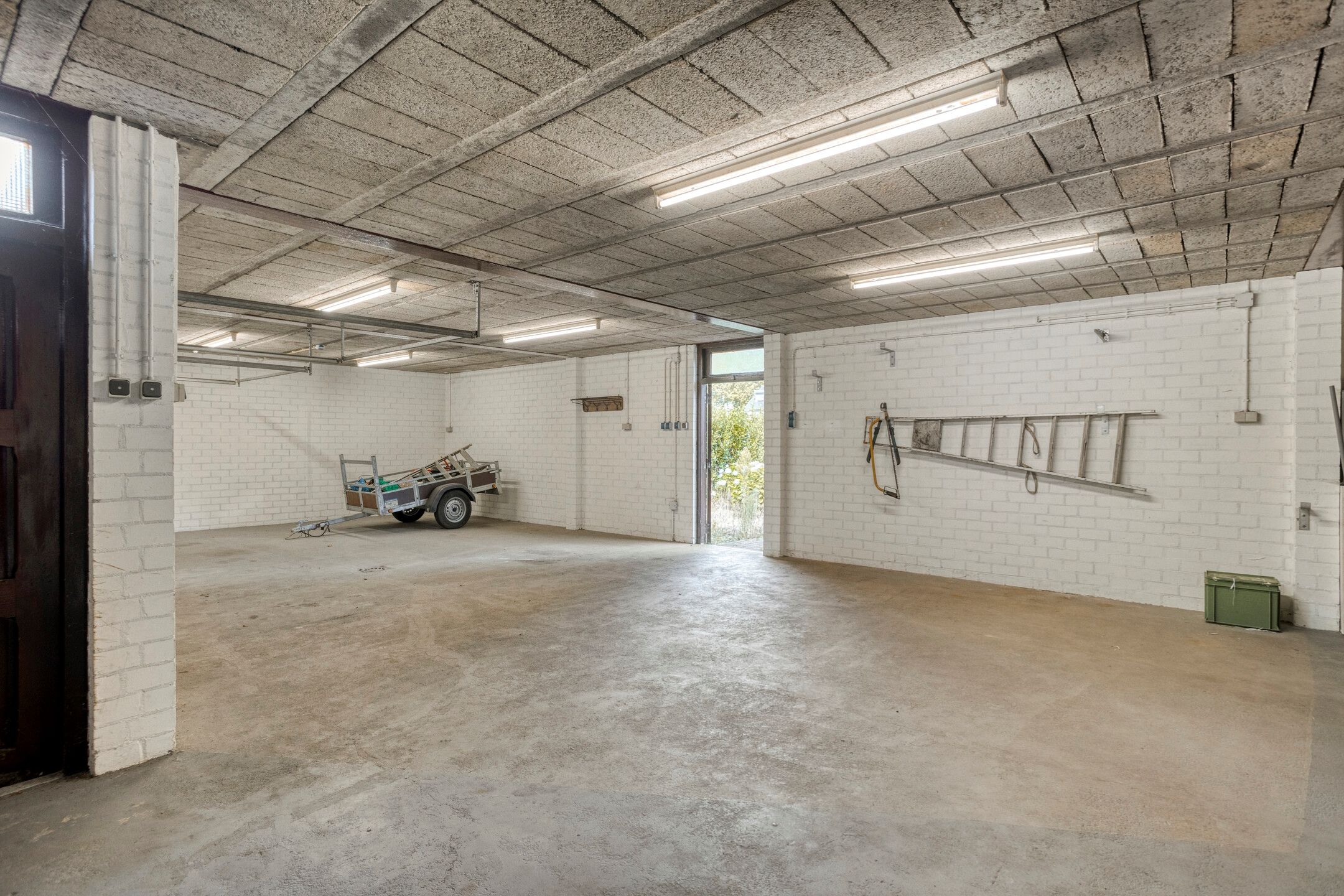 Spacious 1920s Detached Home with Large Garden and Former Shop Space in Herkenbosch — 33