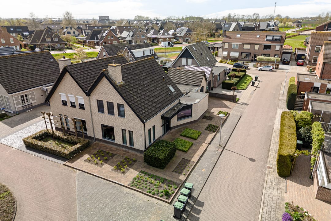 Foto 7 van Lisdodde 28