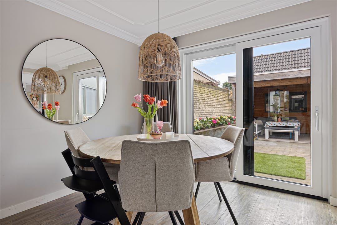 Foto 23 van Lisdodde 28