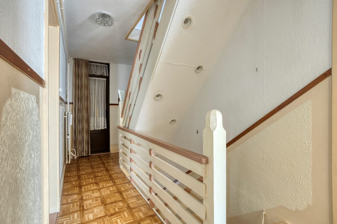 Spacious 1920s Detached Home with Large Garden and Former Shop Space in Herkenbosch — 16