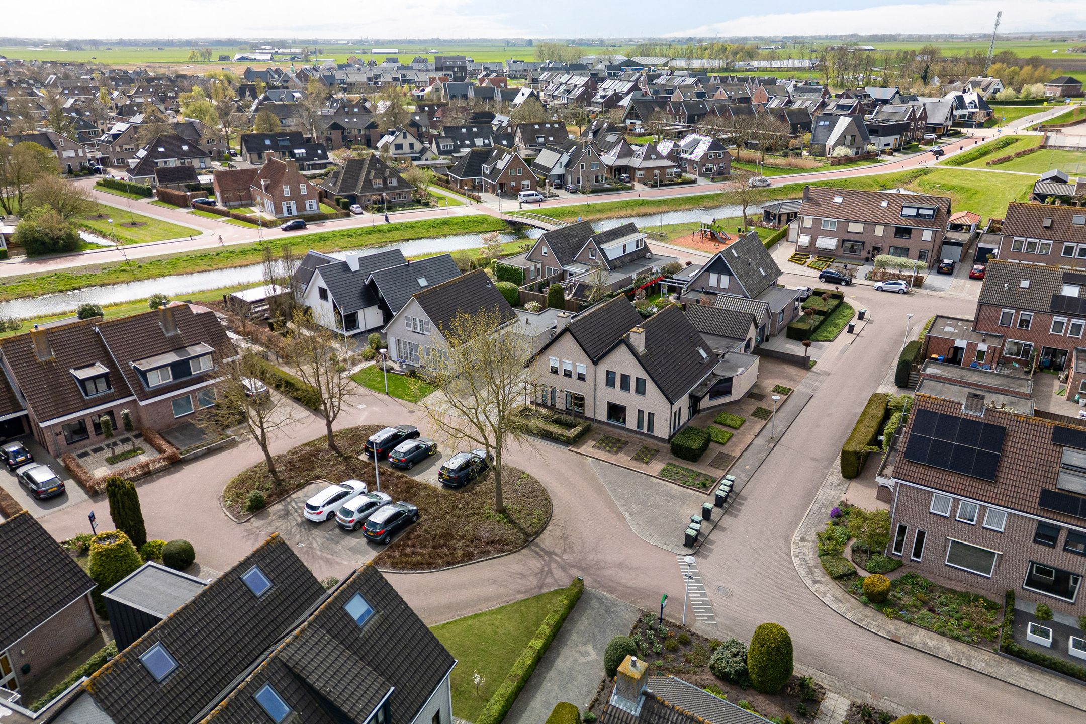 Foto 9 van Lisdodde 28