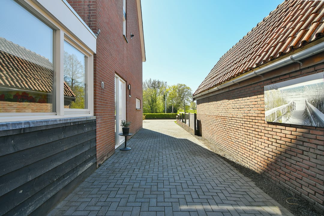 Photo 43 of Kruisweg 1131