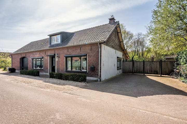 Photo 3 of Voortweg 20