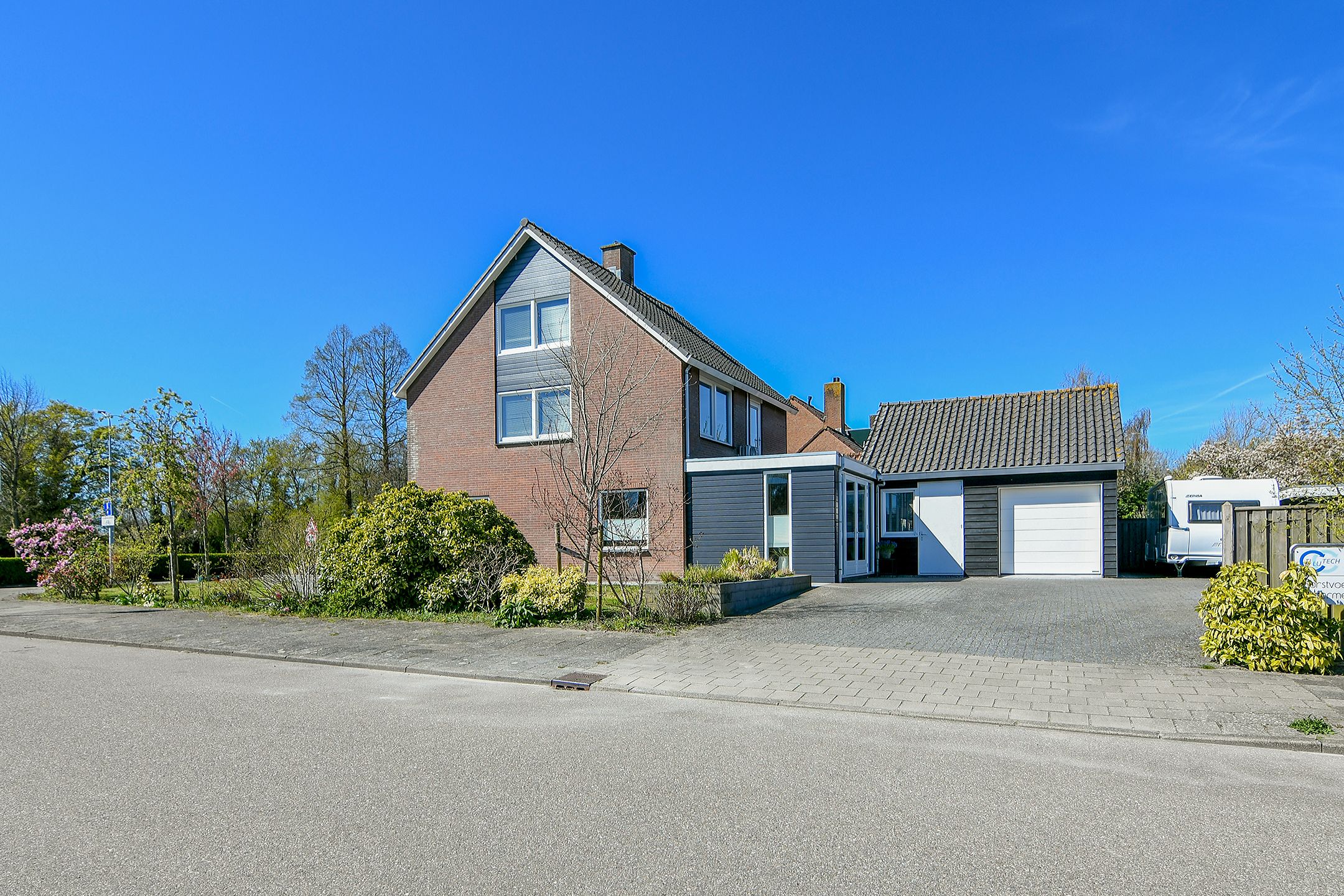 Photo 3 of Kruisweg 1131