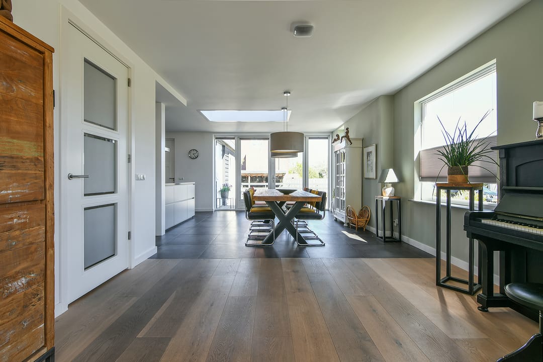 Photo 11 of Kruisweg 1131