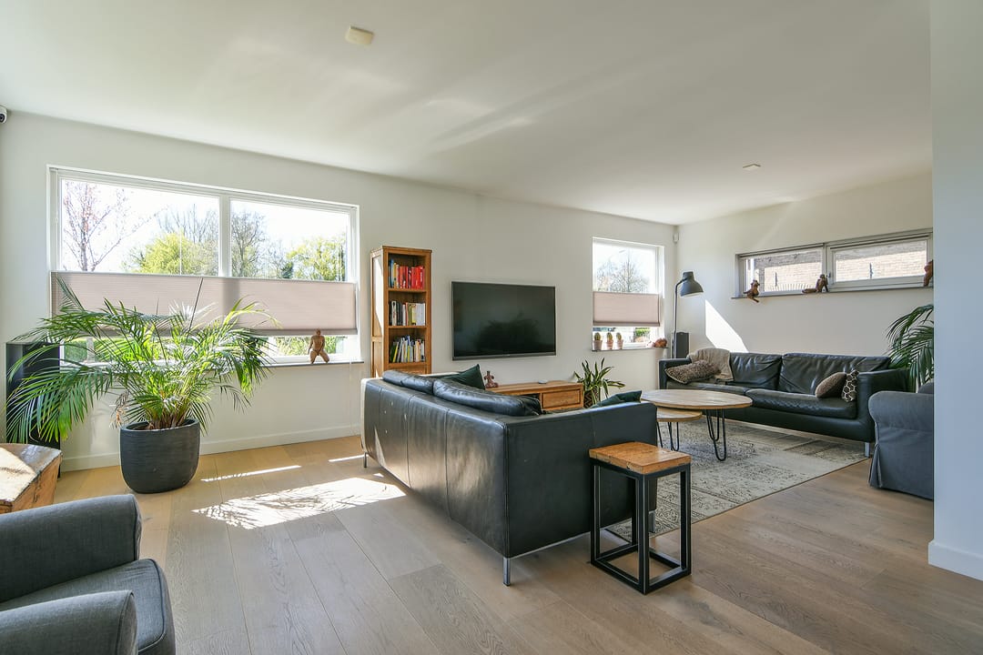 Photo 7 of Kruisweg 1131