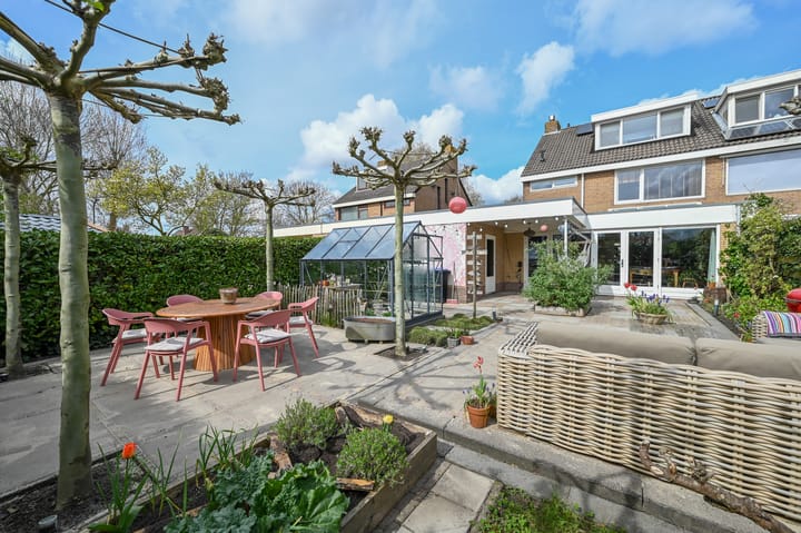 Foto 2 van Rozenobel 25