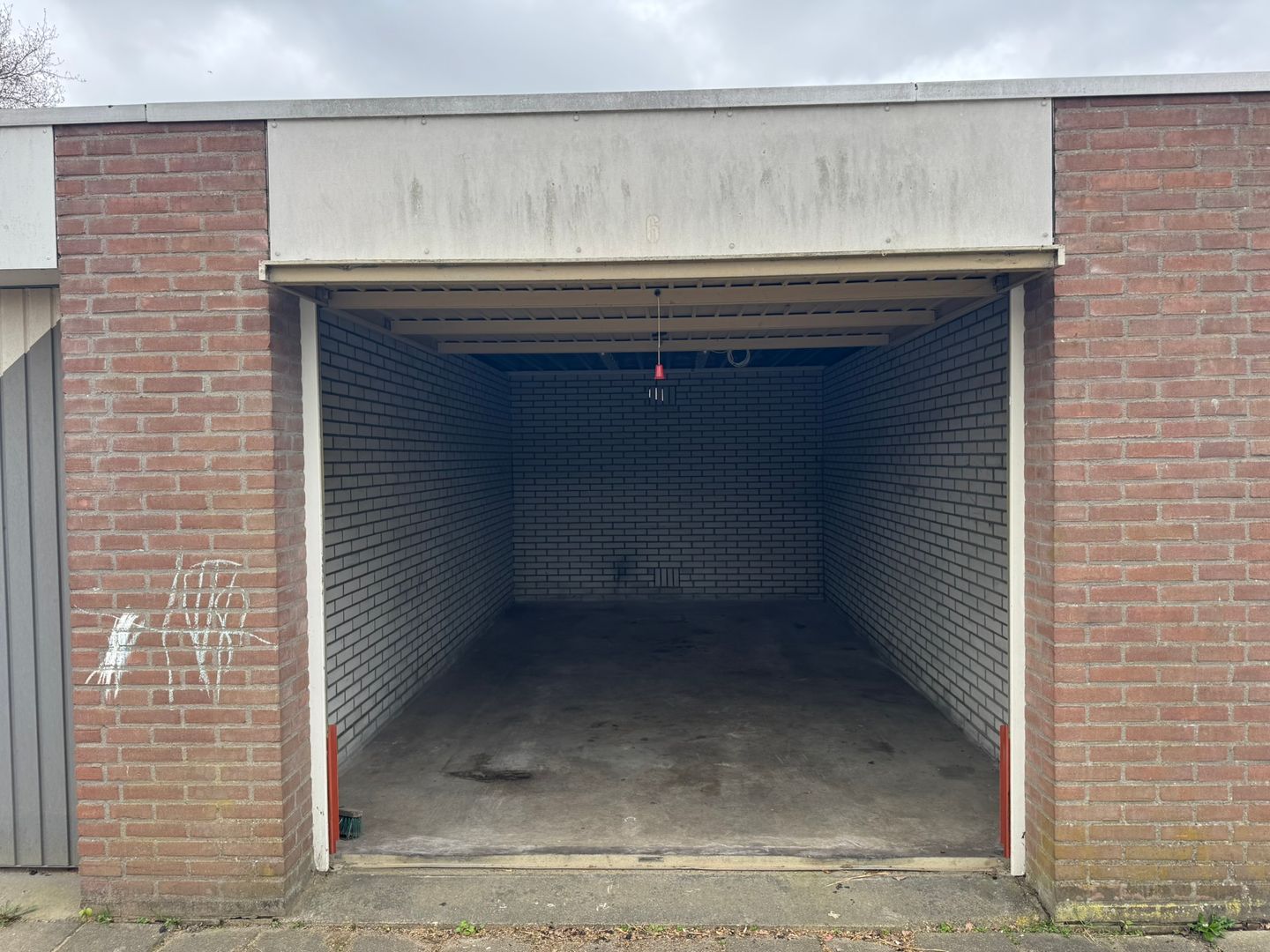 View photo 2 of Schoolstraat 74