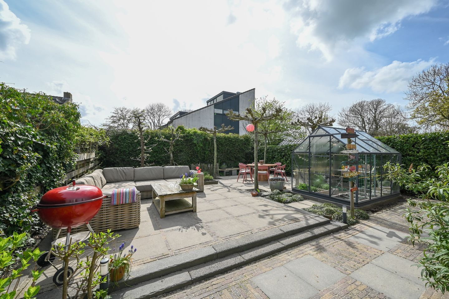 Foto 14 van Rozenobel 25