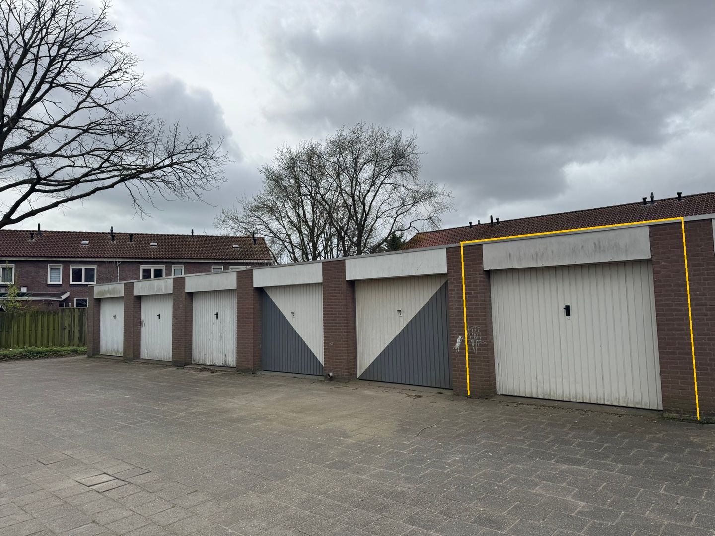 View photo 1 of Schoolstraat 74