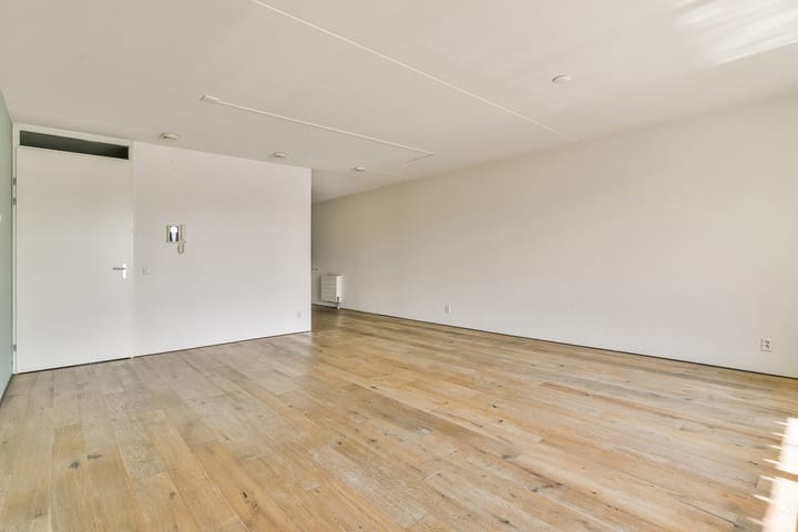 Photo 4 of Zwanebloemweg 37