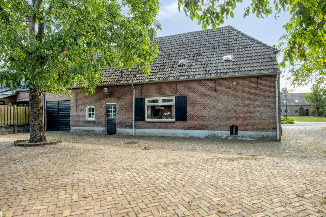 Foto 52 van De Hogert 2-A