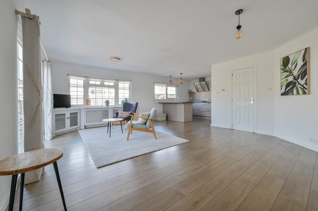 Photo 2 of Hoofdweg 98-R128